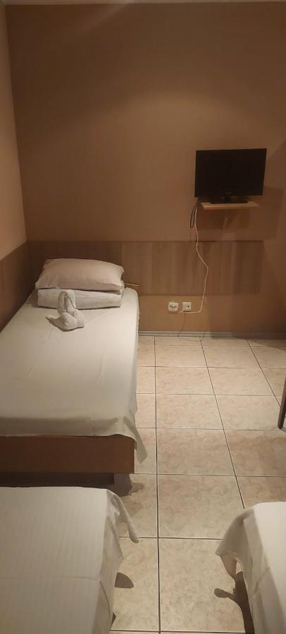 Pauza Motel Tarnowo Podgorne Luaran gambar