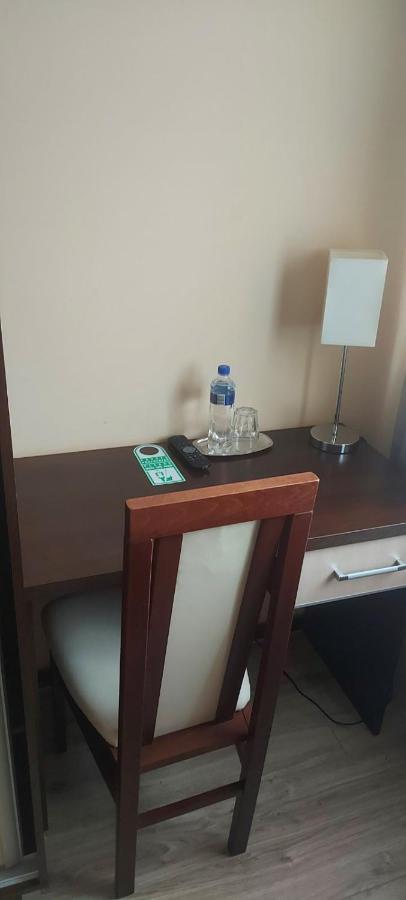 Pauza Motel Tarnowo Podgorne Luaran gambar